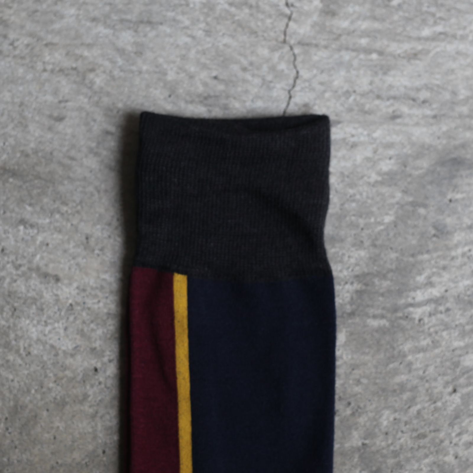 【残りわずか】Center Line Socks