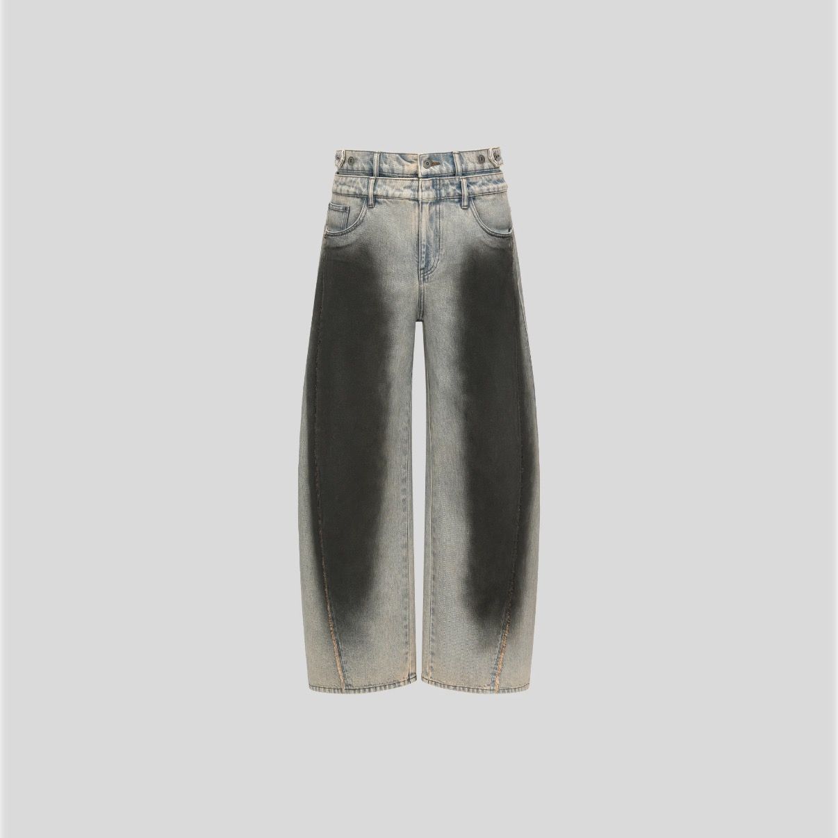【残り一点】Blue-to-Black Vintage Ombre Jeans