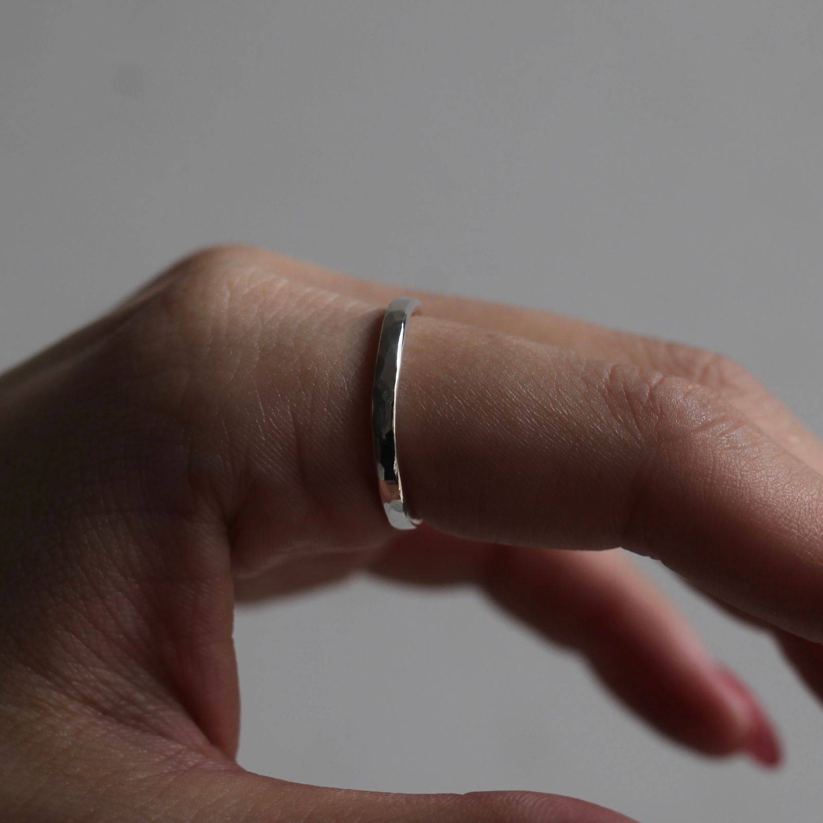 【残り一点】Oval Hammered Ring(2.5mm)