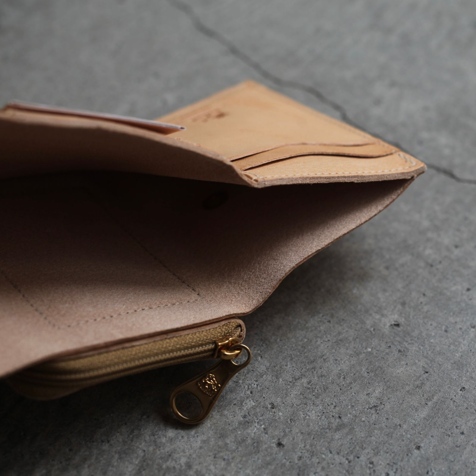 【残り一点】トリフォルドウォレット