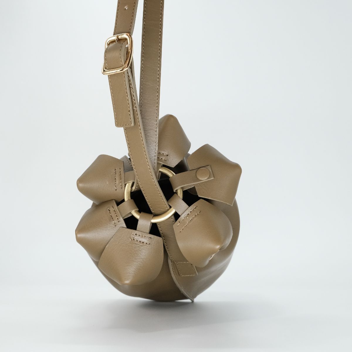 【残り一点】Bridle Shoulder