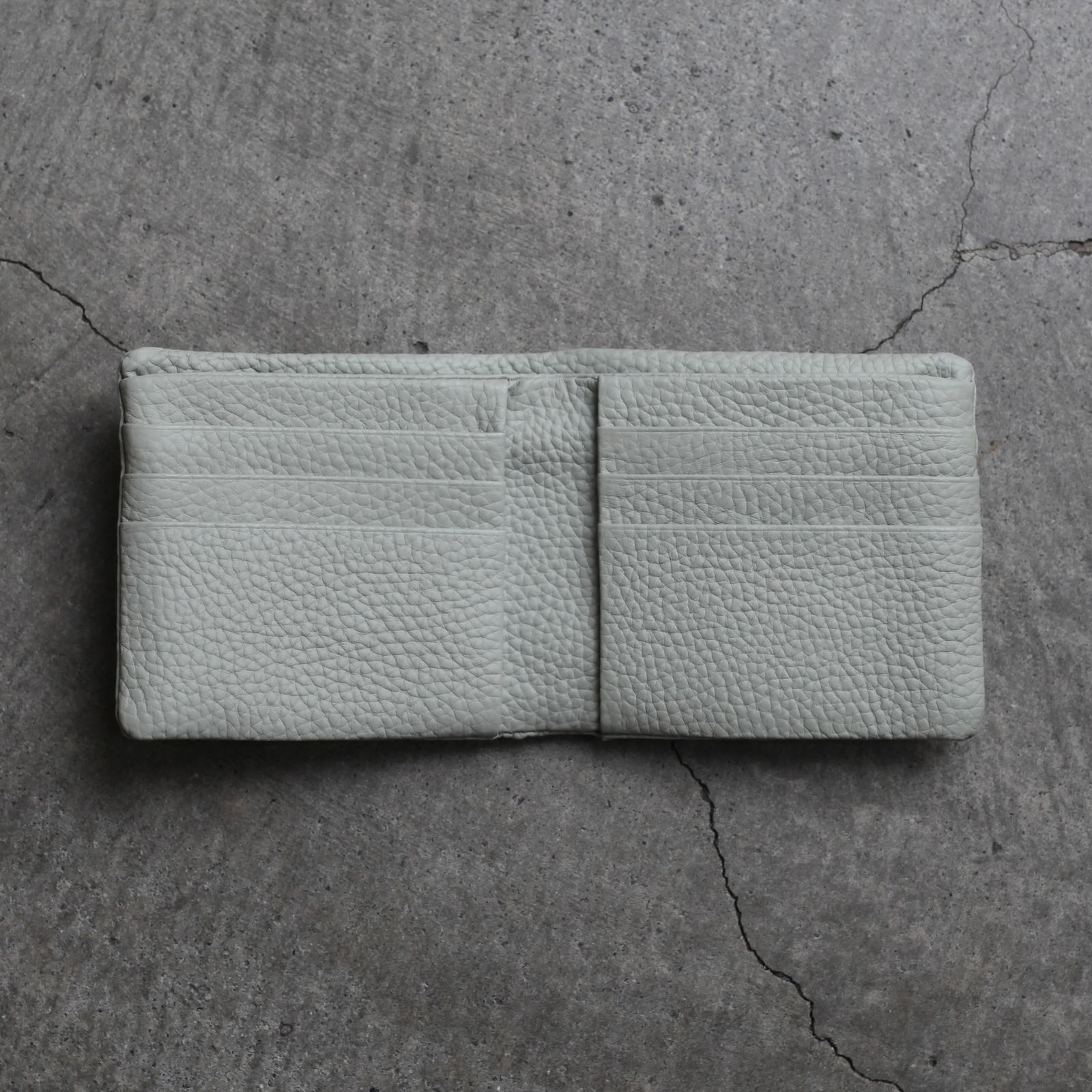 【残り一点】Frame Half Wallet(ODD_COW)