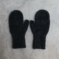 【残り一点】3color Mix Boucle Mitten
