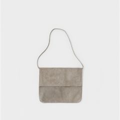 【次回入荷6月中旬予定】Pig Flap Shoulder Bag Big(LIGHT GRAY)
