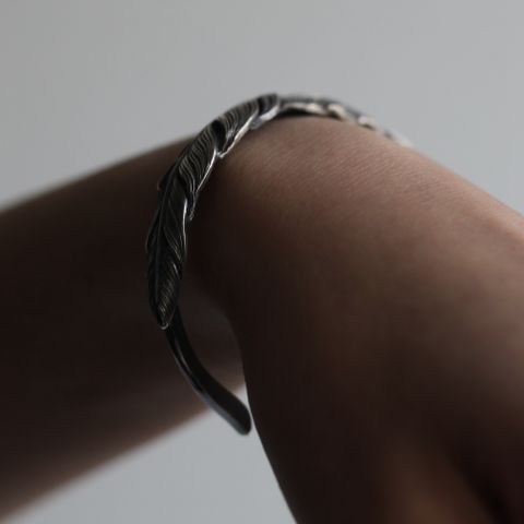 【残り一点】Double Feather Bangle(SILVER)