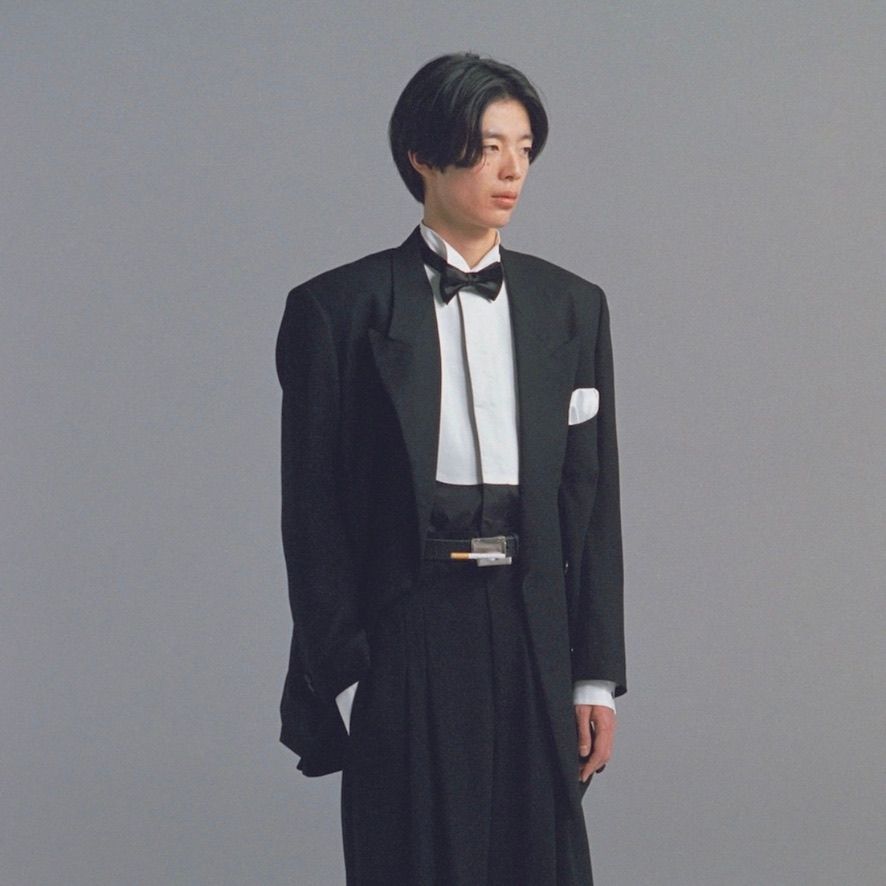 【残り一点】Big Shoulder Starched Bosom