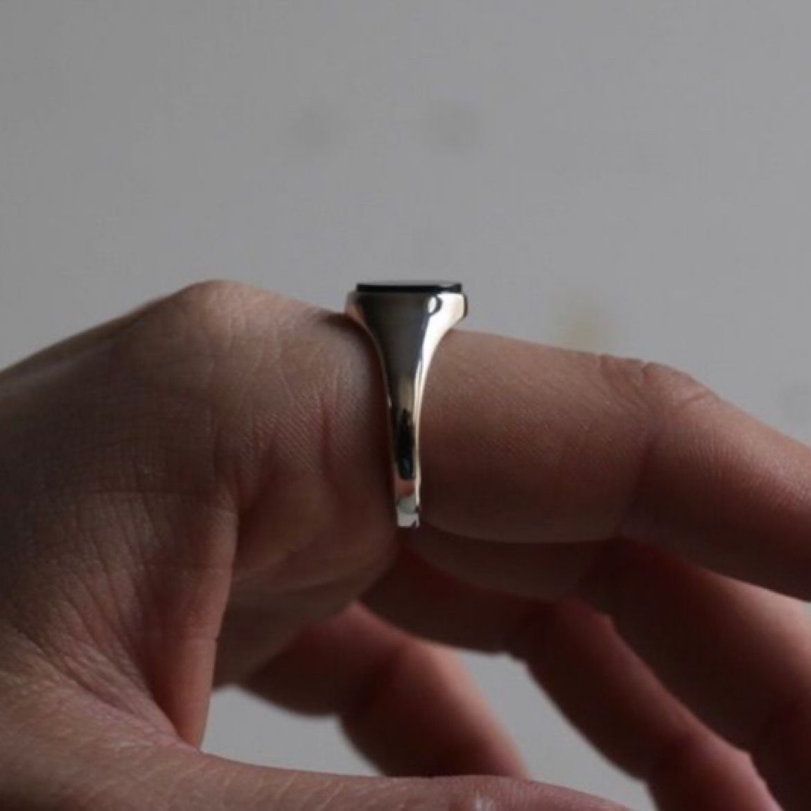 【残り一点】Signet Oval Ring M(ONYX)