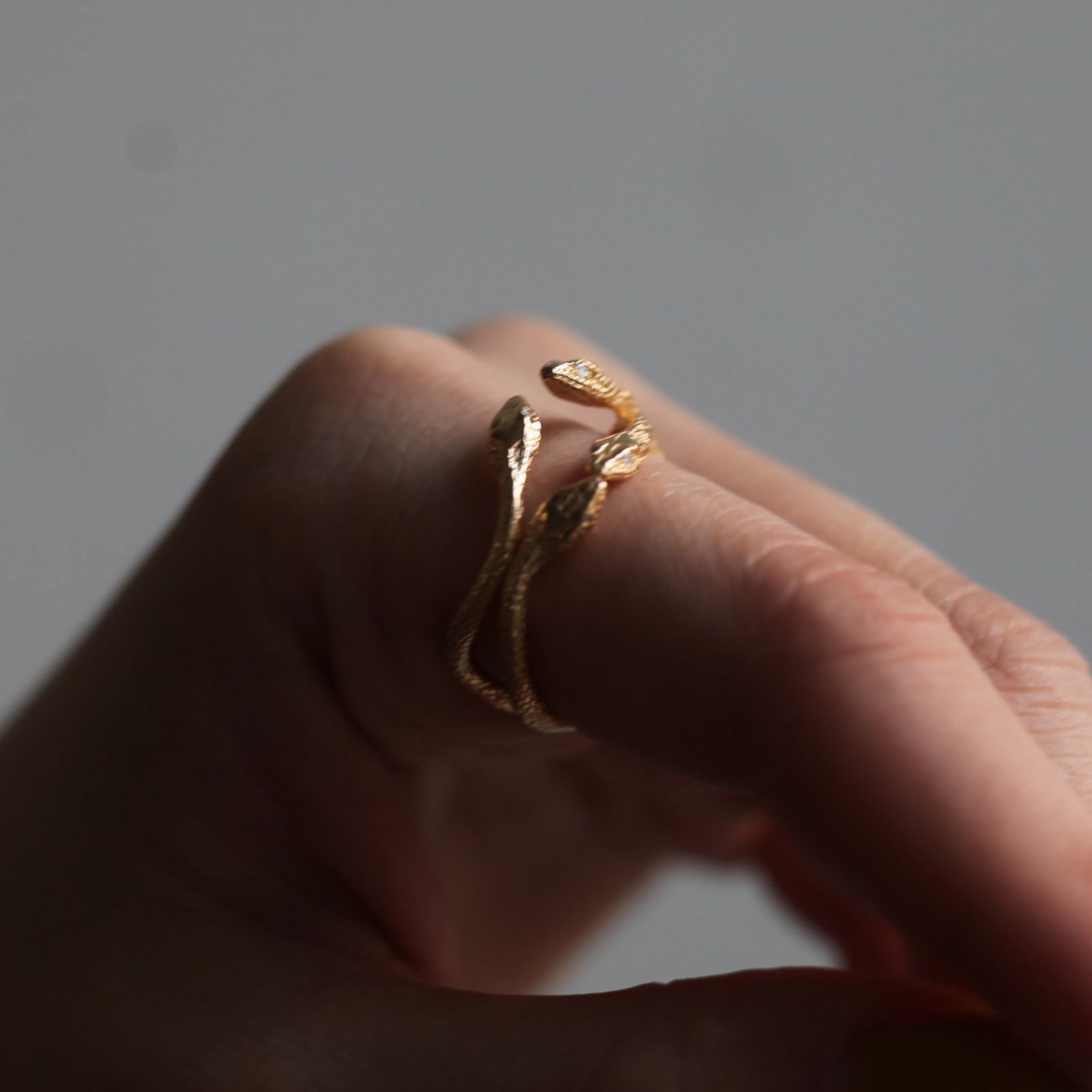 【お取り寄せ注文可能】メデューサ蛇リング(GOLD)