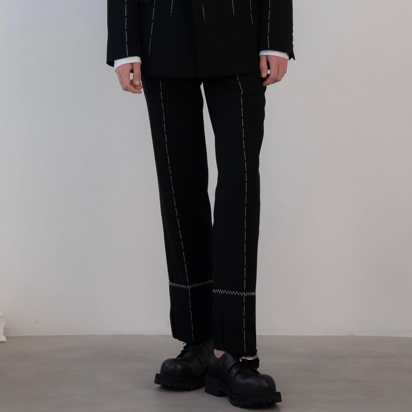 【残り一点】"Hand Stitch" Roll Up Straight Slacks