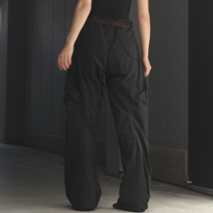 【残りわずか】3D Twisted Cargo Pants