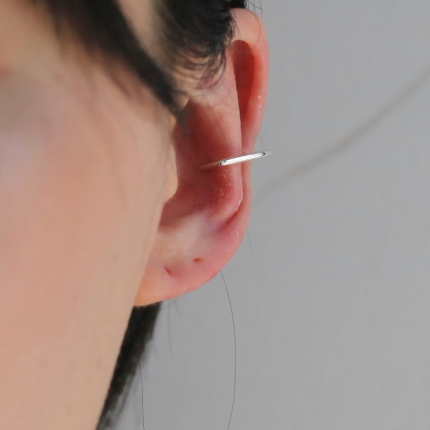 【残りわずか】Silver Heart Ear Cuff(SILVER)