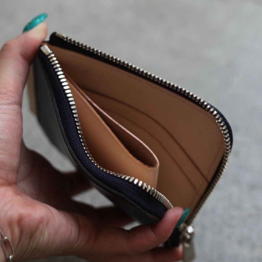 【残りわずか】L Purse(NAVY)