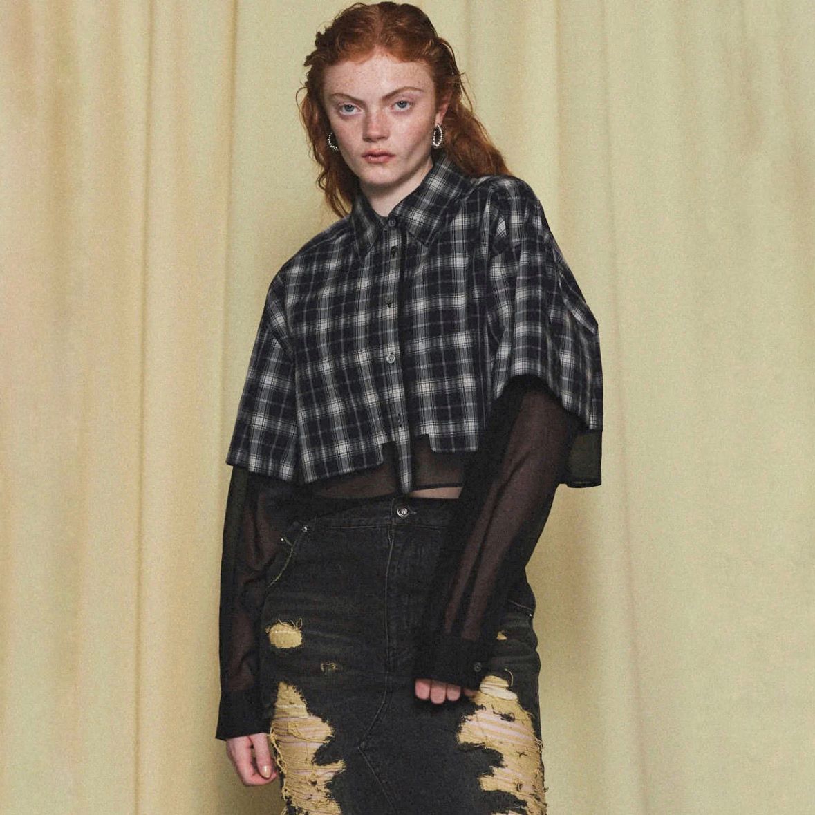 【残り一点】Layered Sheer Fabric Short Length Shirt