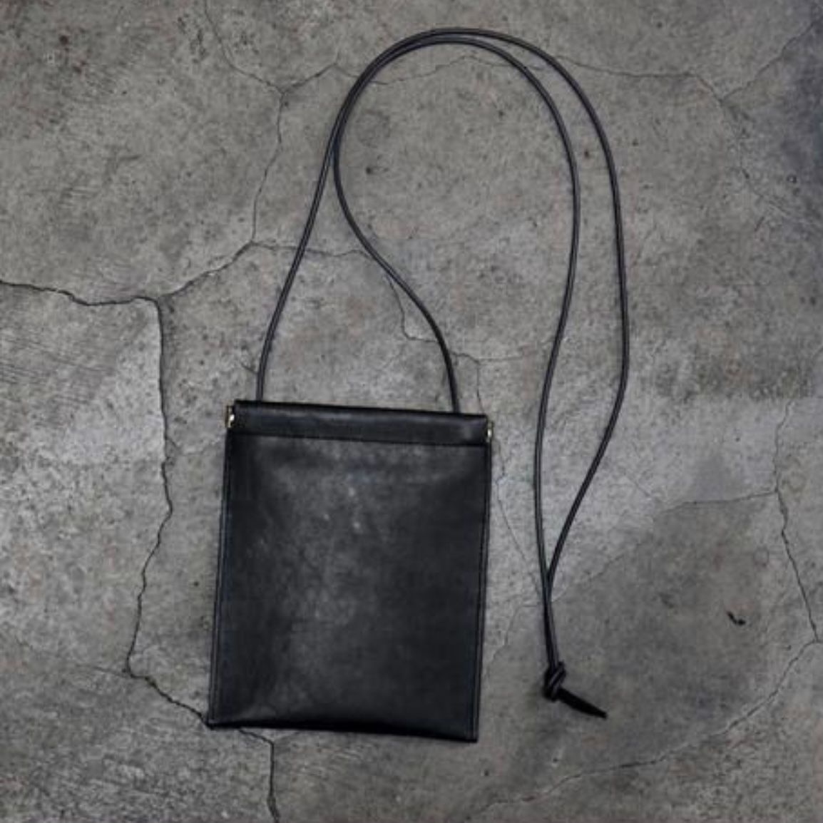 【お取り寄せ注文可能】Spring Cap Bag Mini(COW LEATHER)