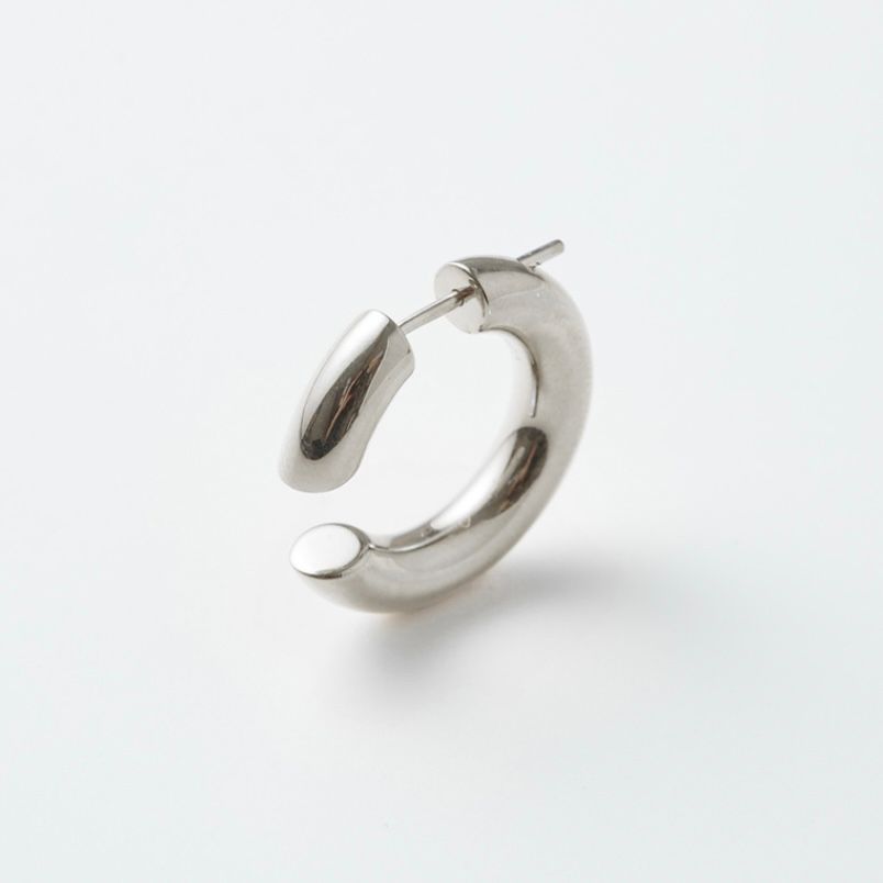 【残り一点】Closer Apart Hoop 2.5cm(SILVER)
