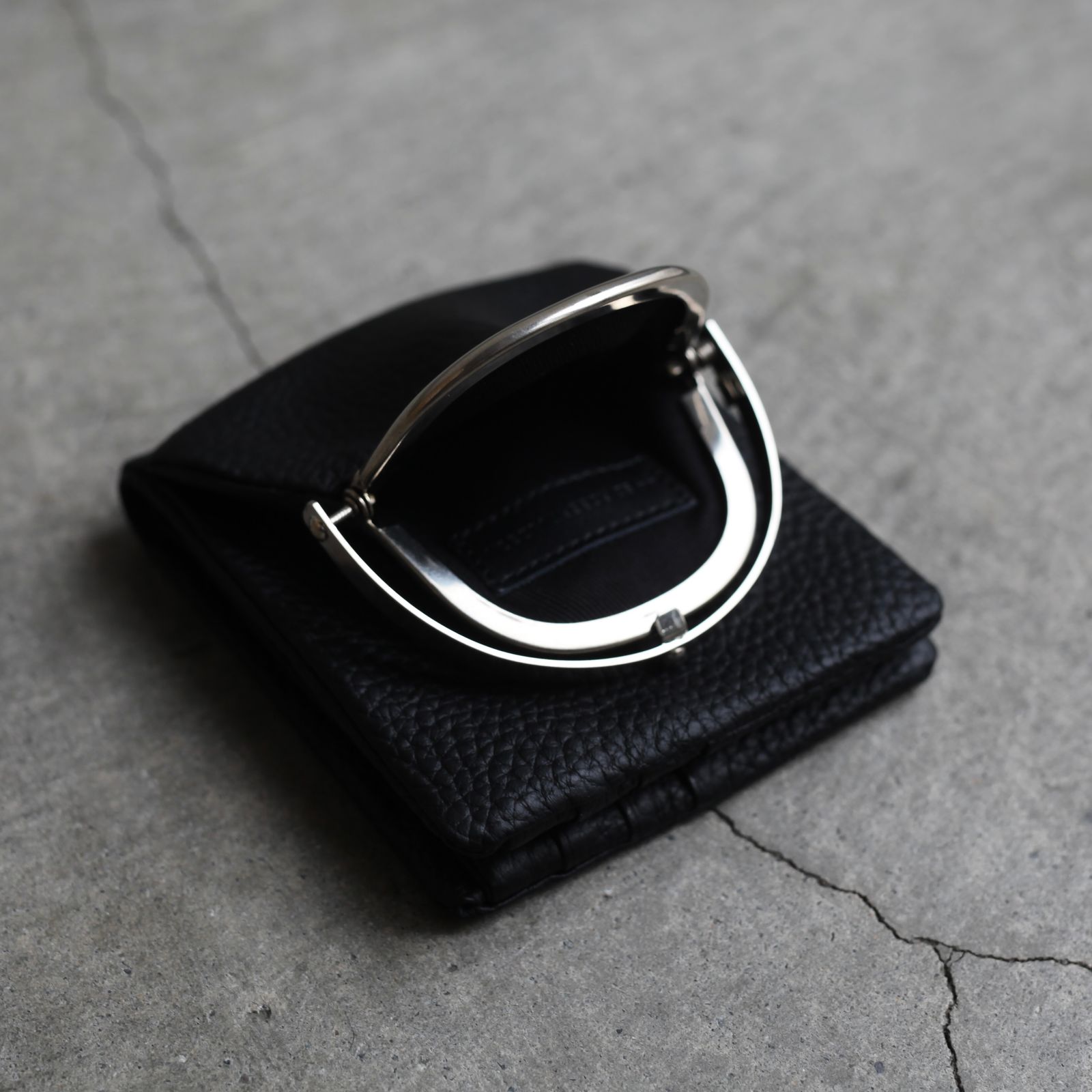 【残り一点】Frame Half Wallet(ODD_COW)