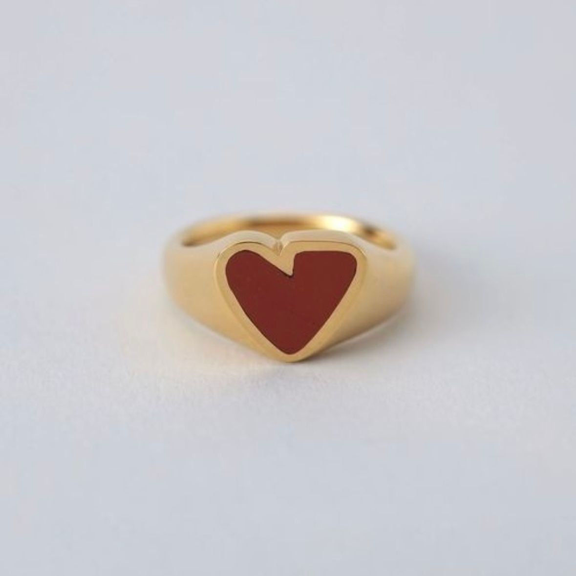 【お取り寄せ注文可能】Heart Stone Ring(RED×GOLD)