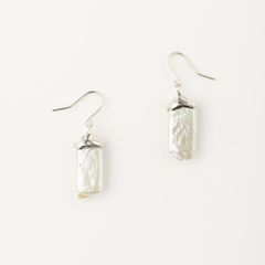 【お取り寄せ注文可能】Square Drop Baroque Pearl Earrings(両耳用）