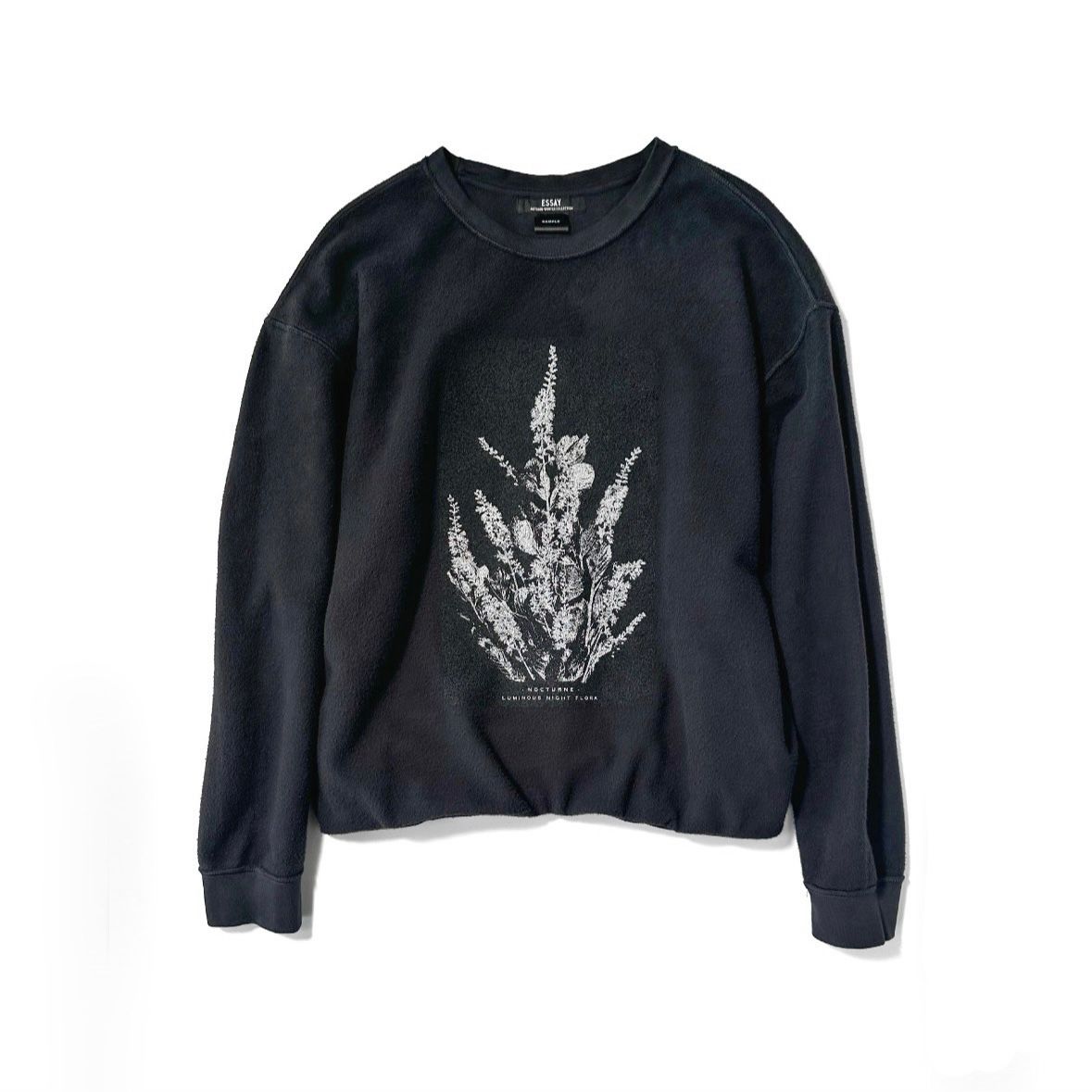 【残りわずか】Inside Out Sweater