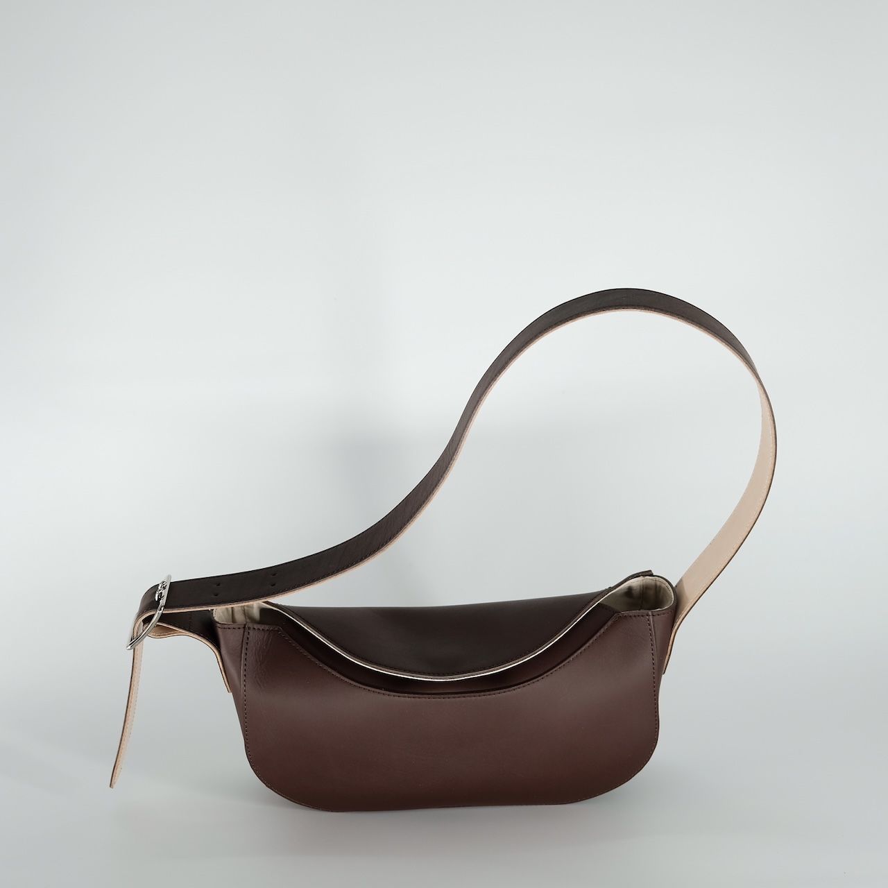 【再販売通知受付可能】Dachs Shoulder