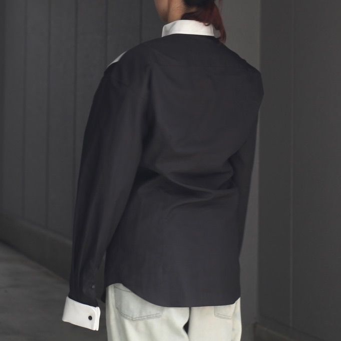 【残り一点】Big Shoulder Starched Bosom