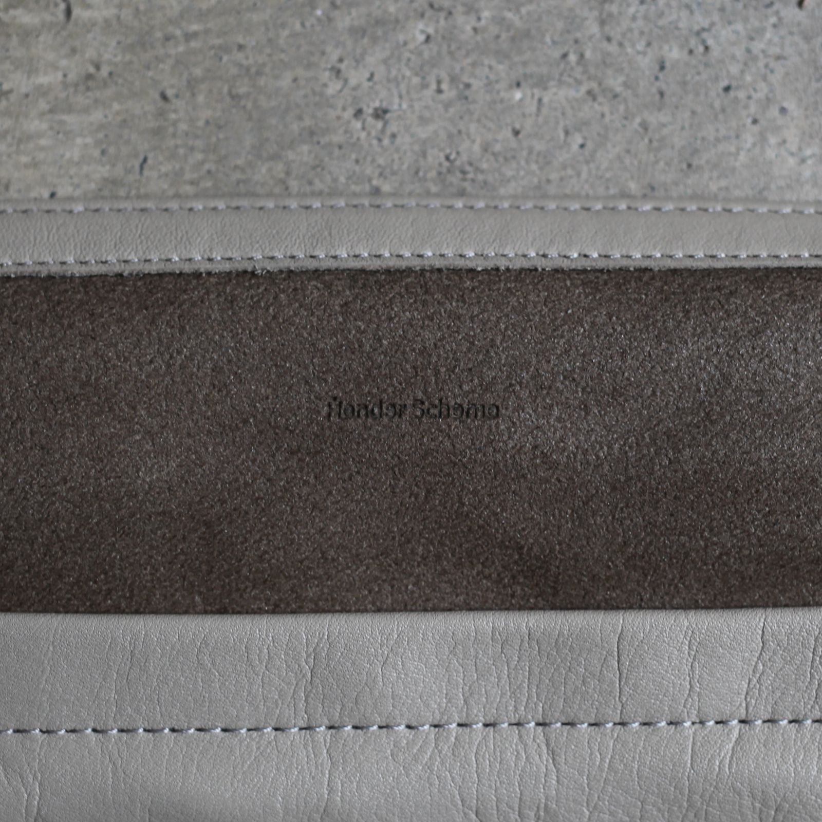 【残りわずか】Cow Red Cross Bag Small(OAK)