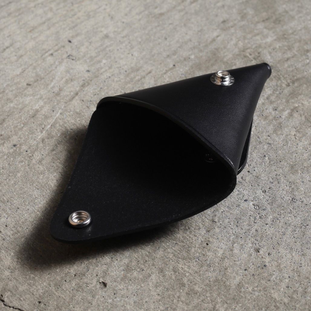【再販売通知受付可能】Triangle Coin Case(BLACK)