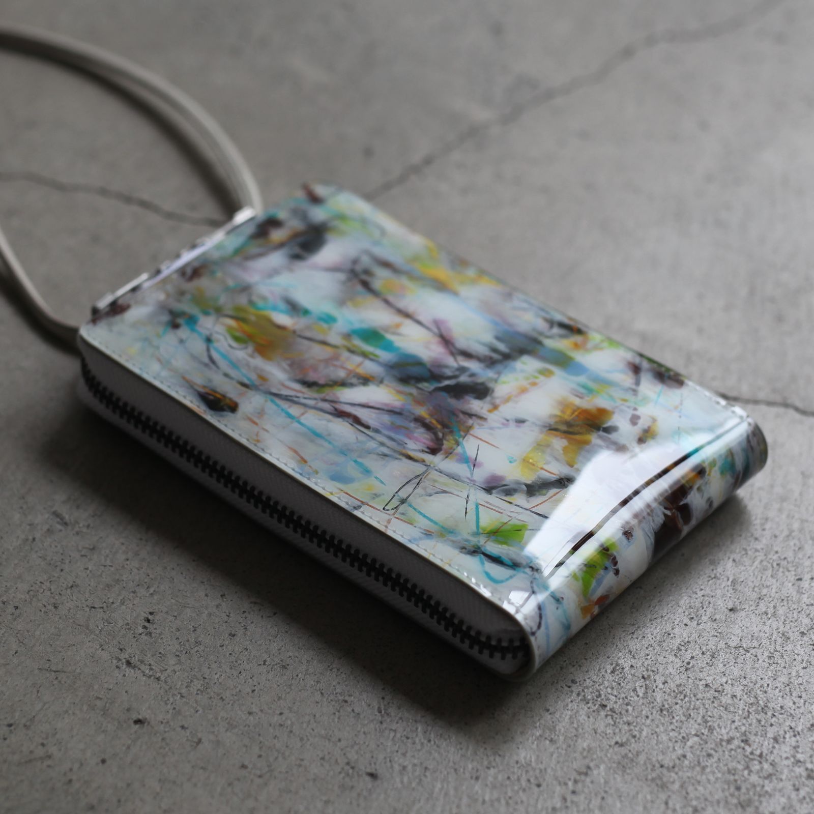 【残り一点】Paint Shoulder Wallet(灰色紐)