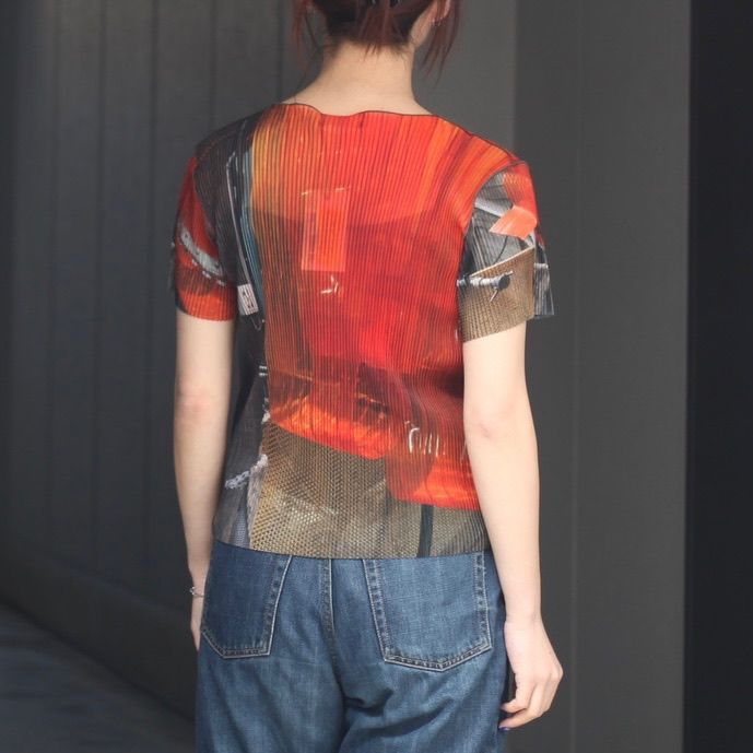 【残り一点】Sheer Graphic Top