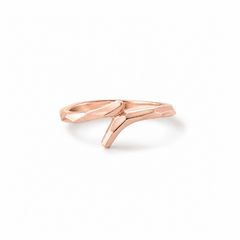 【お取り寄せ注文可能】Broadly V Ring(K18 PINK GOLD)