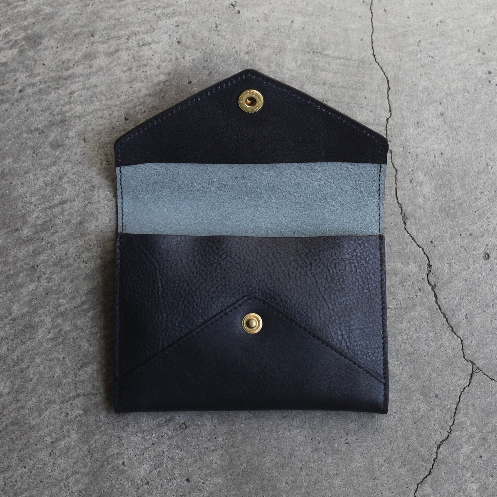 【残り一点】ミディアムウォレット