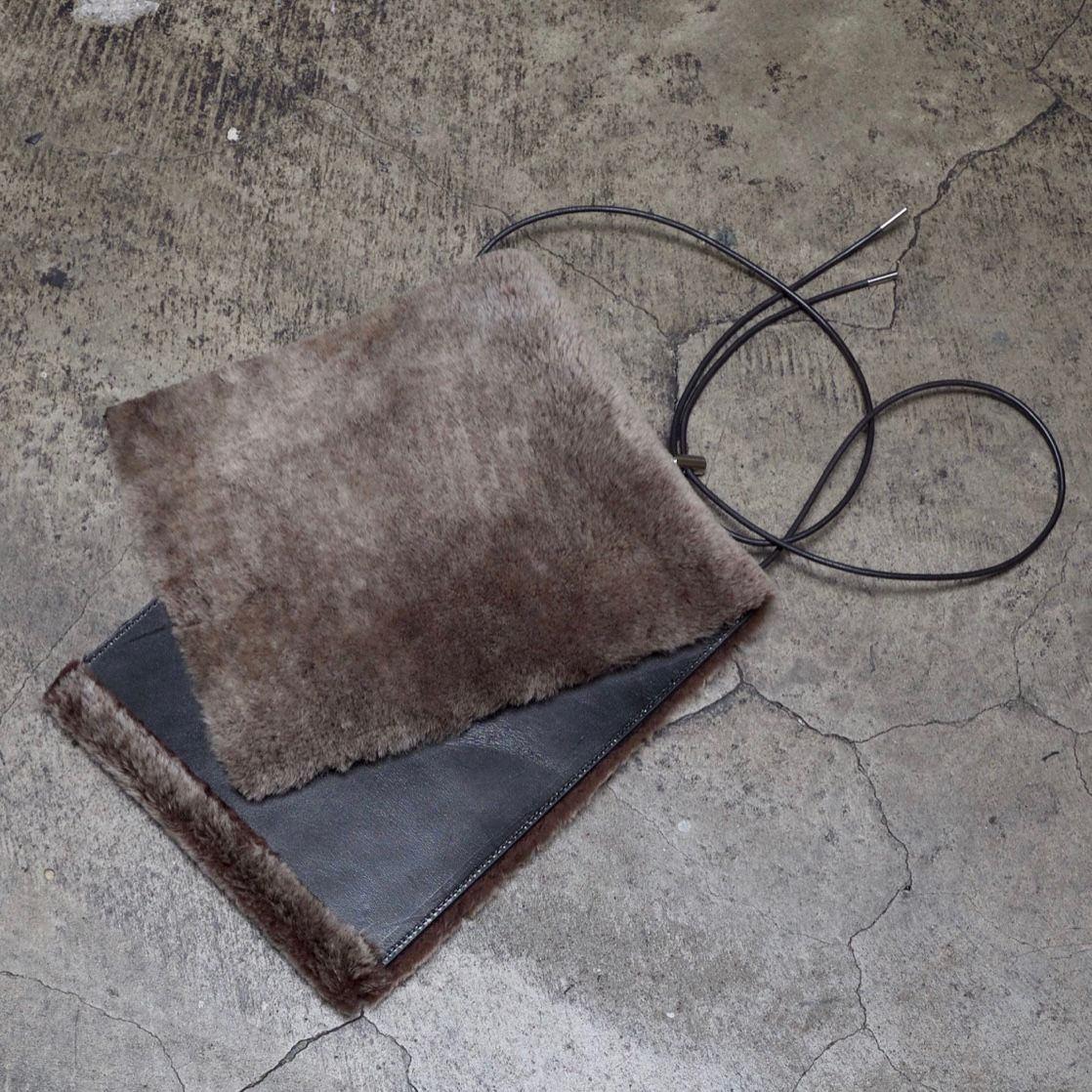 【お取り寄せ注文可能】Mouton Shoulder Bag