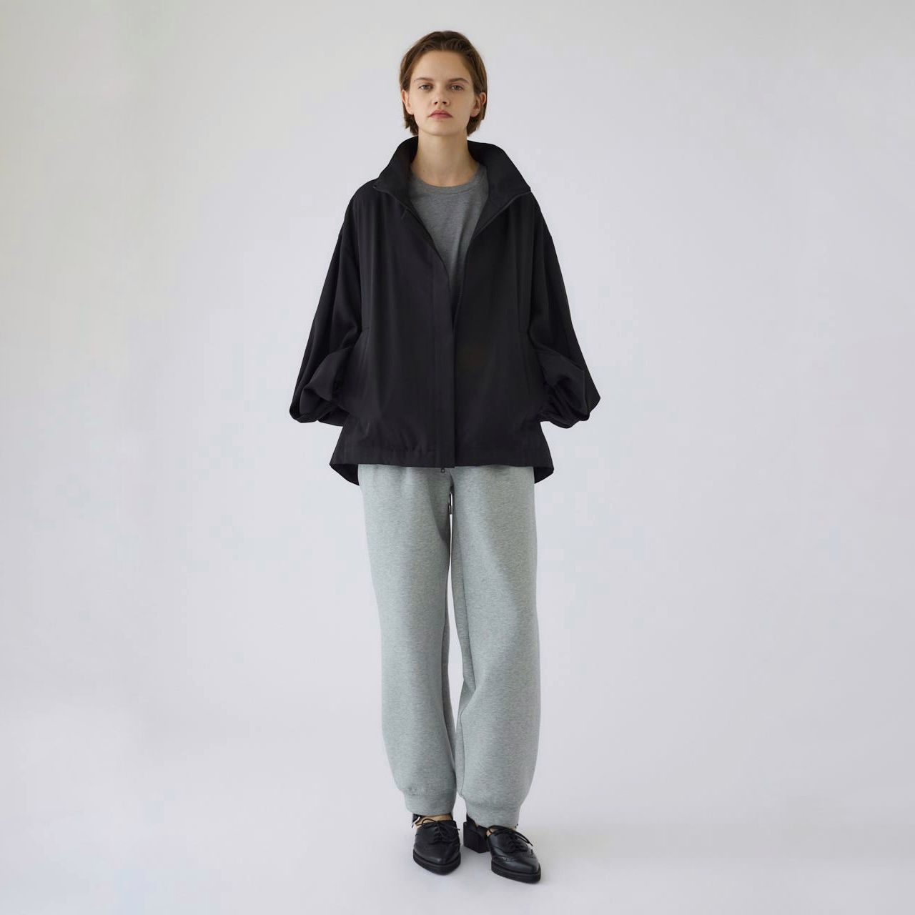 【残り一点】Stand Collar Tuck Sleeve BZ