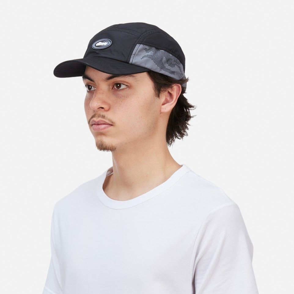【残りわずか】Perforated Tech Cap
