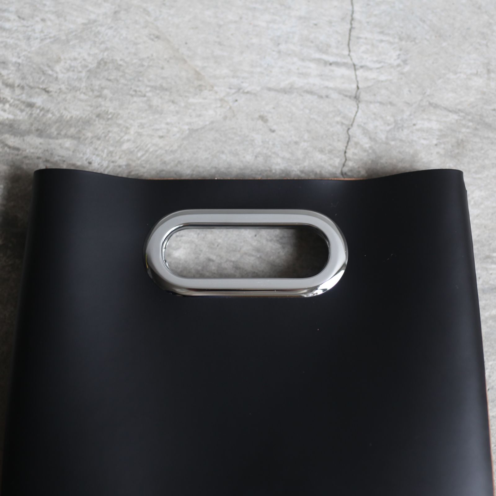 【次回入荷9月下旬予定】Assemble Disc Bag_EP(BLACK)
