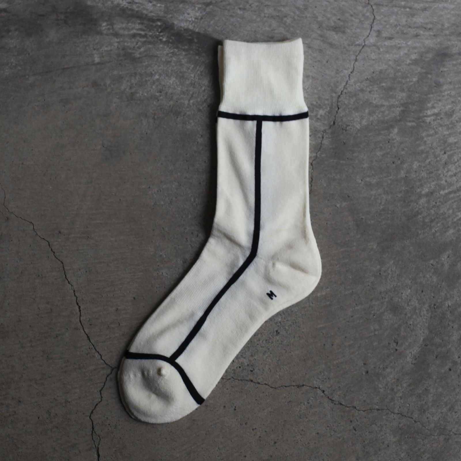 【残りわずか】Line Socks
