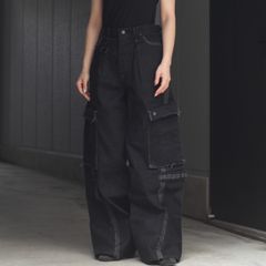 【残りわずか】Slash Seam Twist Cargo Jeans(NOIR)