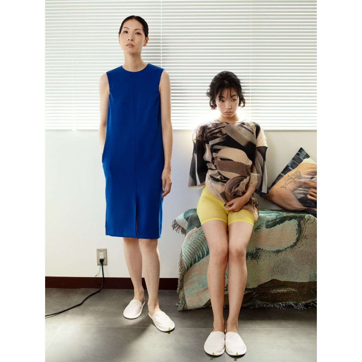 【残り一点】Sheer Graphic Relax Top