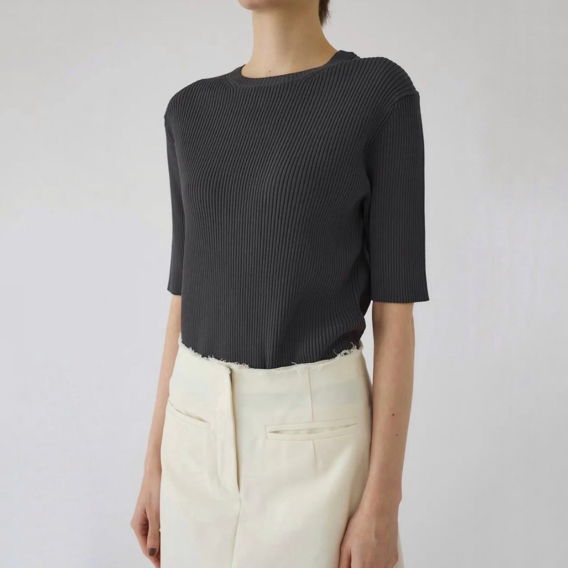 【残り一点】Compact Knit Tops