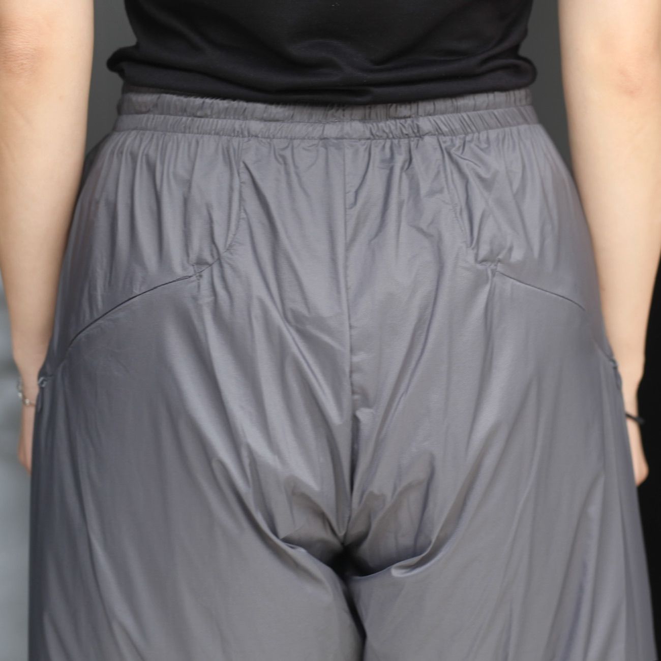 【残りわずか】Paneled Light Weight Track Pants