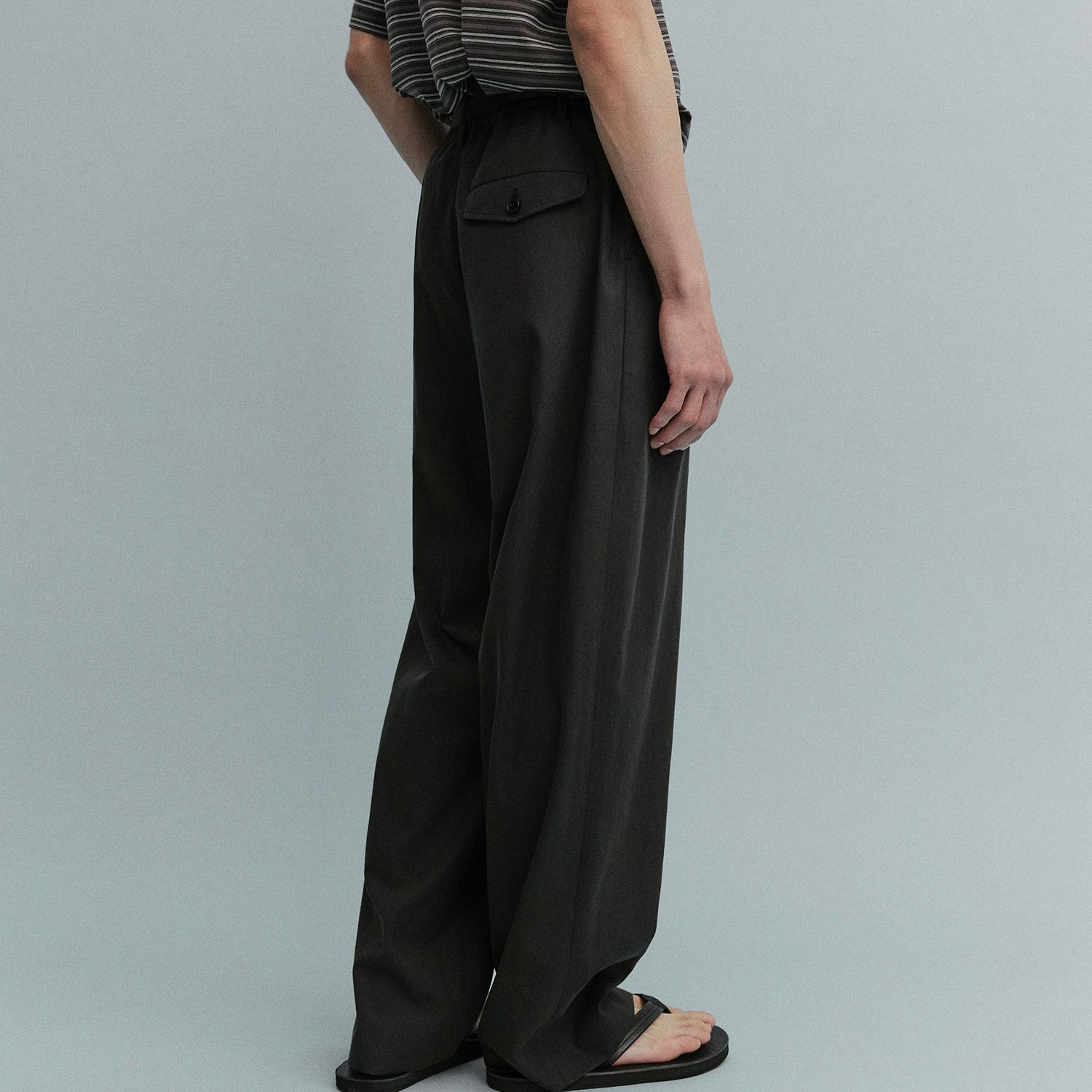 【残り一点】Structure Tencel Slacks