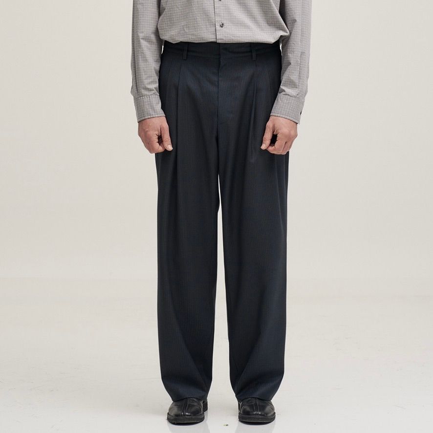 【残り一点】Narrow Stripe Tapered Slacks