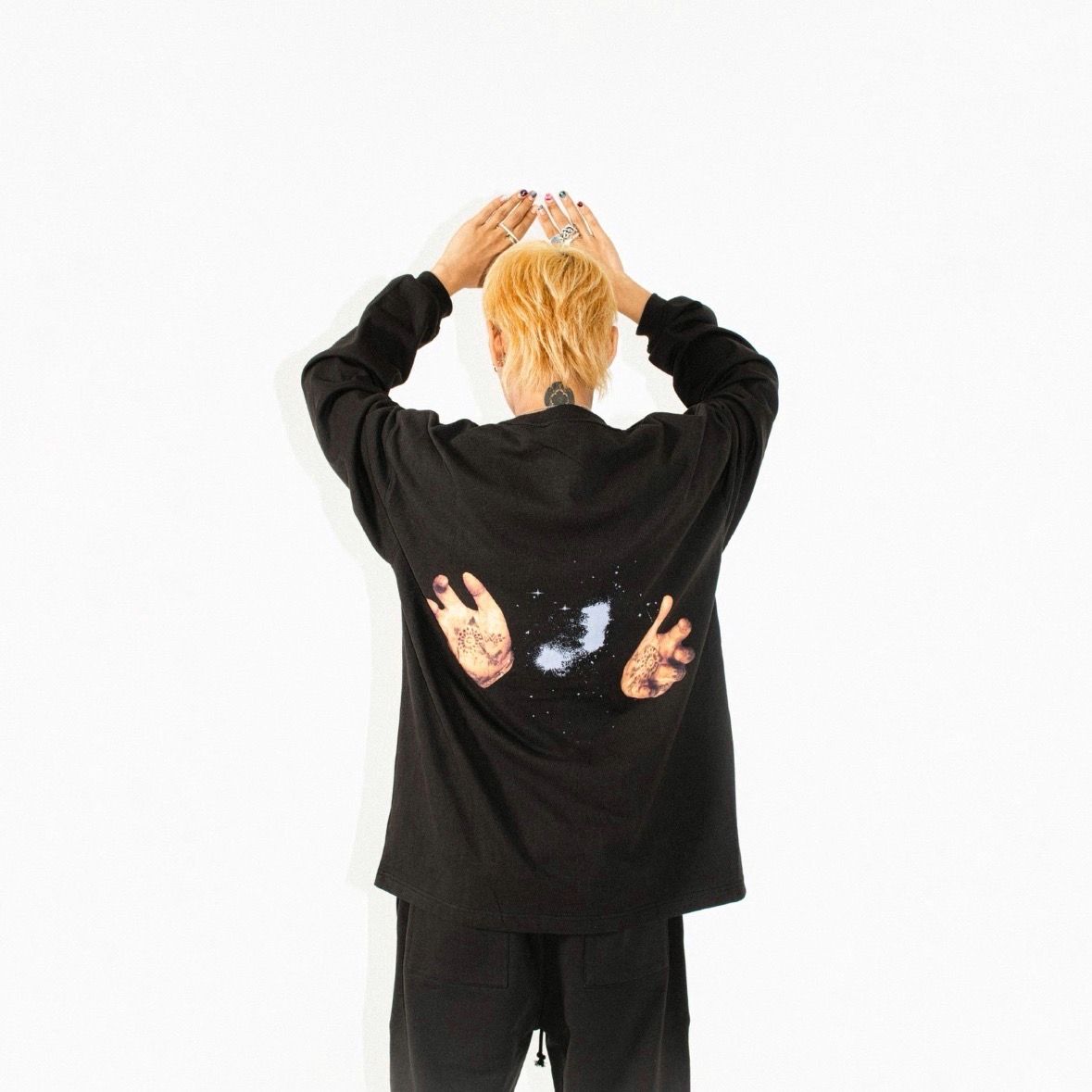 【残りわずか】Eyes L/S Tee