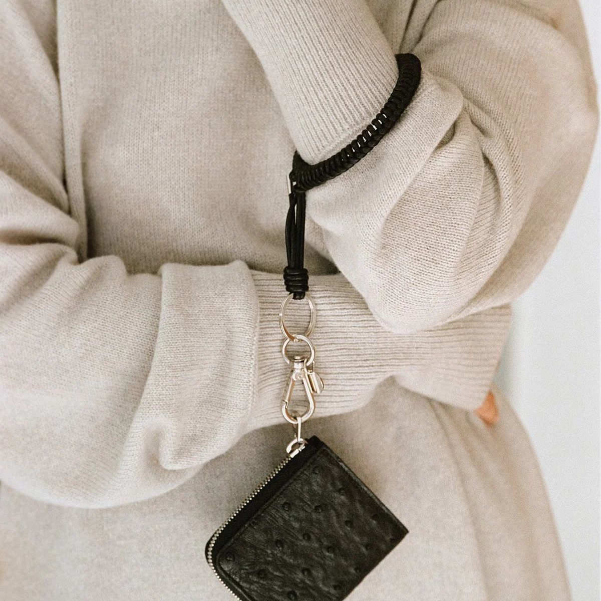 【残り一点】Cristy Knot Wrist Circle Charm(RAPTO JP)