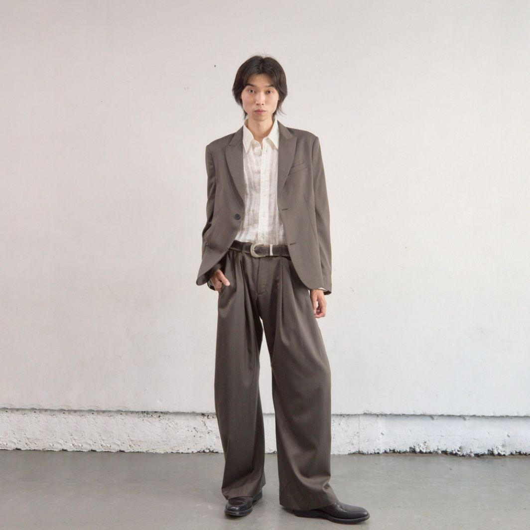 【残り一点】2Tucked Curved Leg Trousers