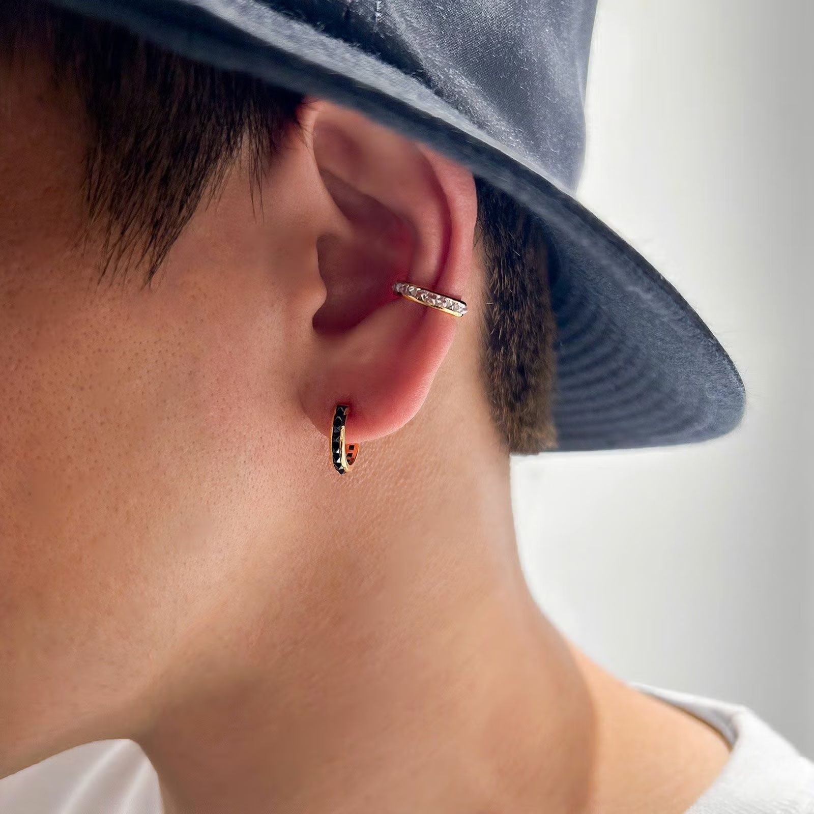 【お取り寄せ注文可能】Reverse Hoop Ear Cuff
