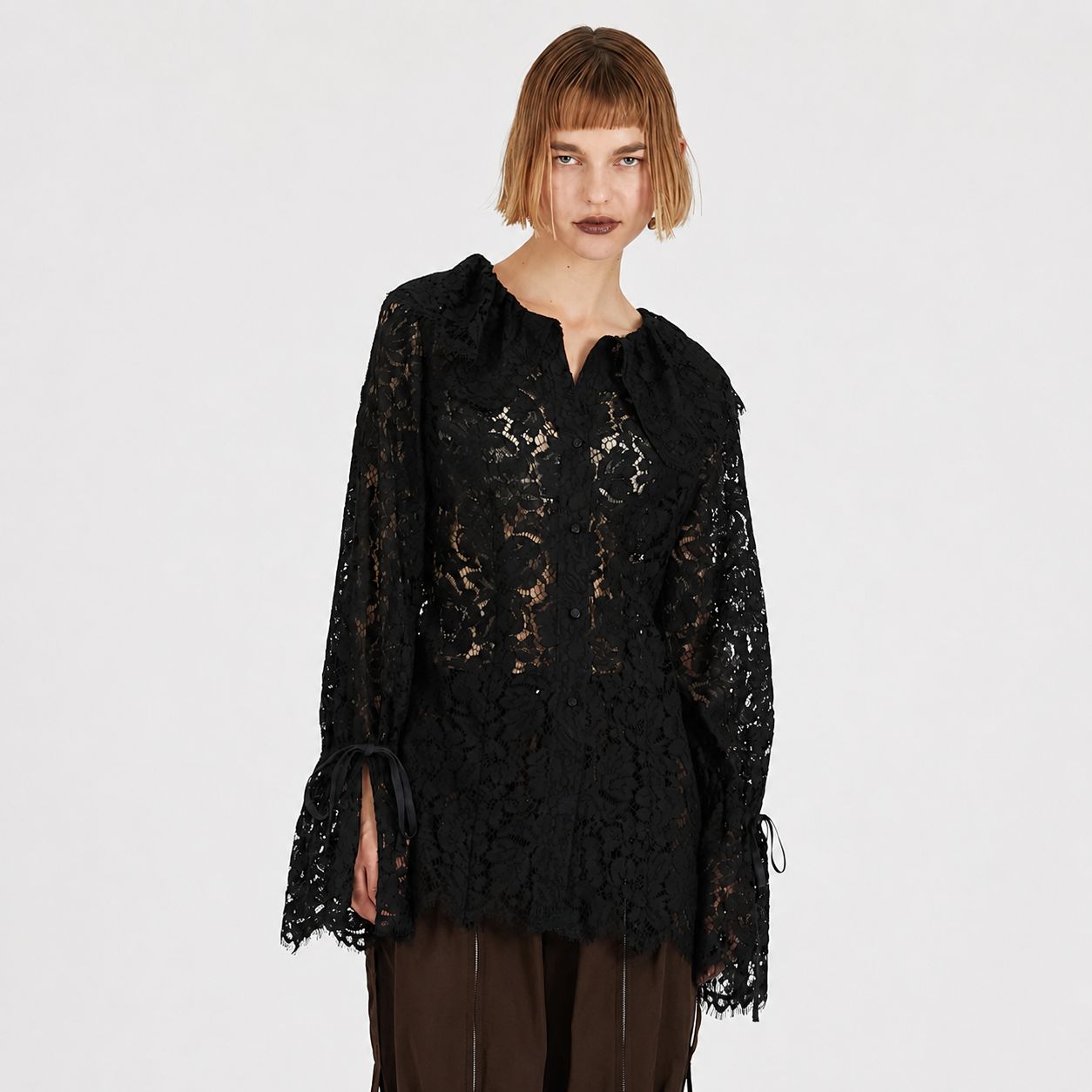 【残り一点】Scallop Lace Blouse