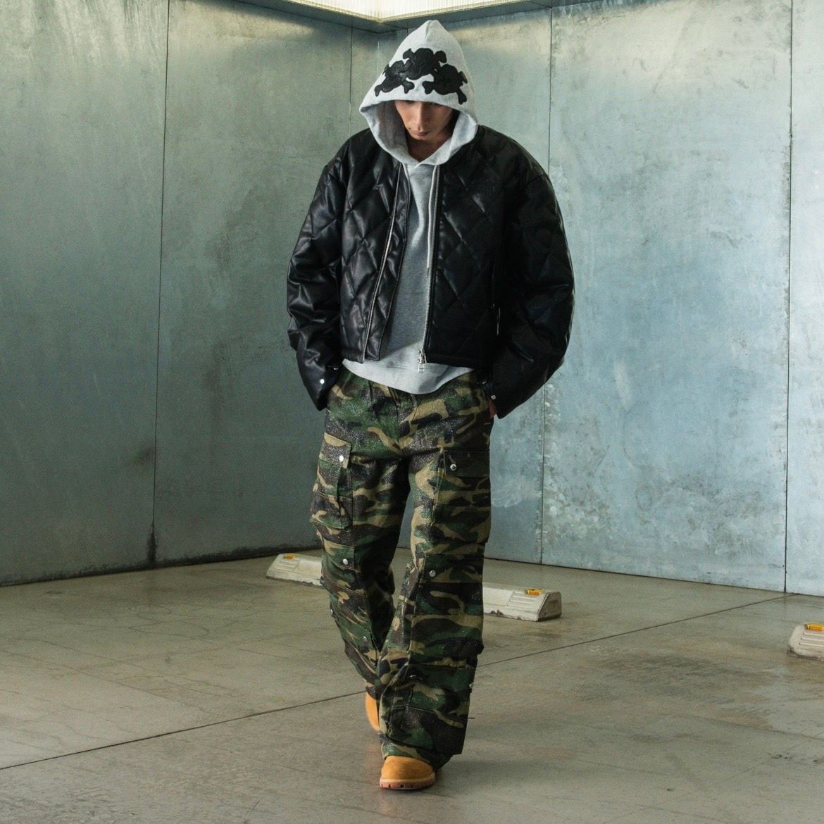 【残り一点】Faux Leather Quilting Down Jacket