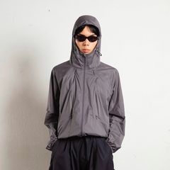 【残りわずか】Paneled Light Weight Hooded Jacket