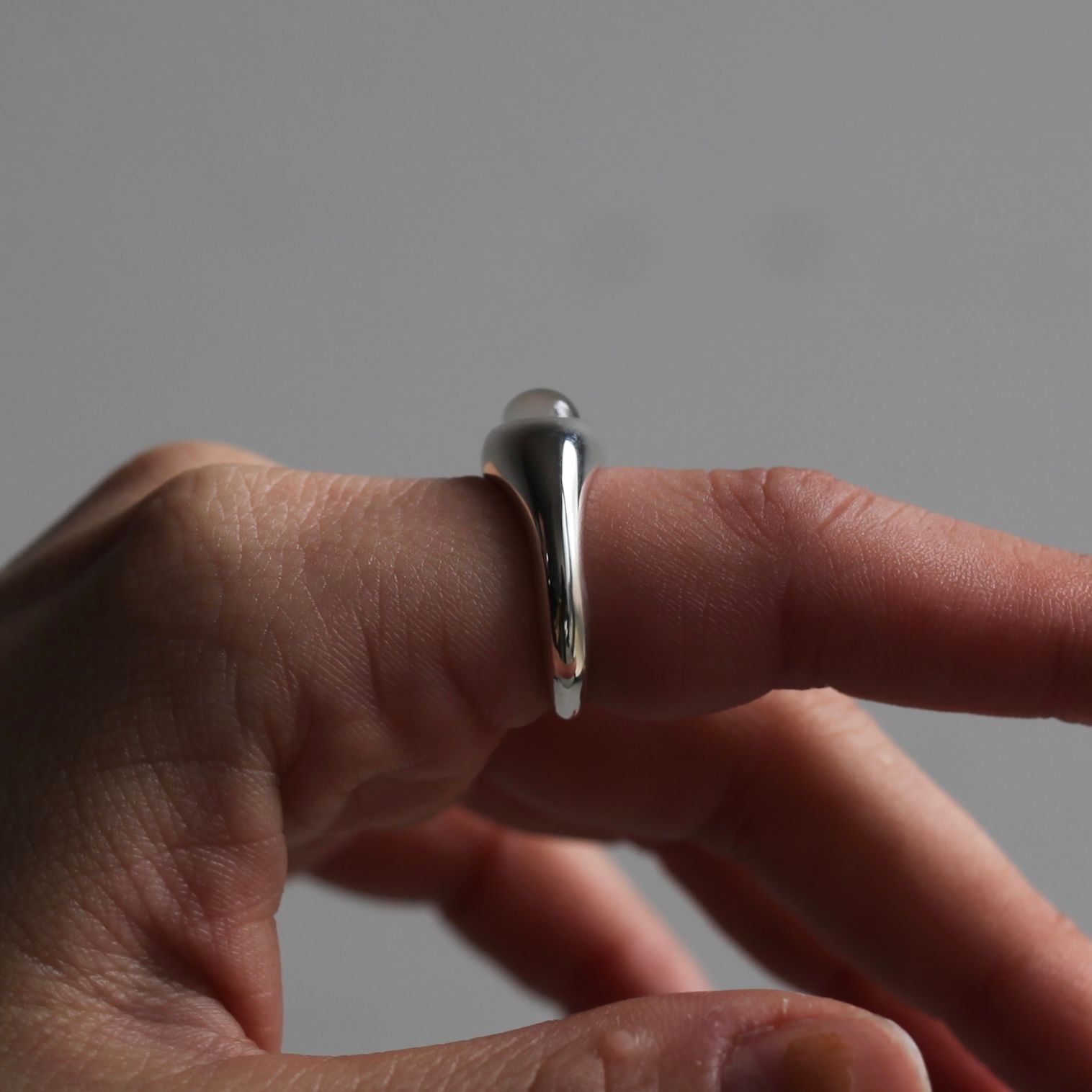 【再販売通知受付可能】Moon Stone Thin Ring(SILVER)